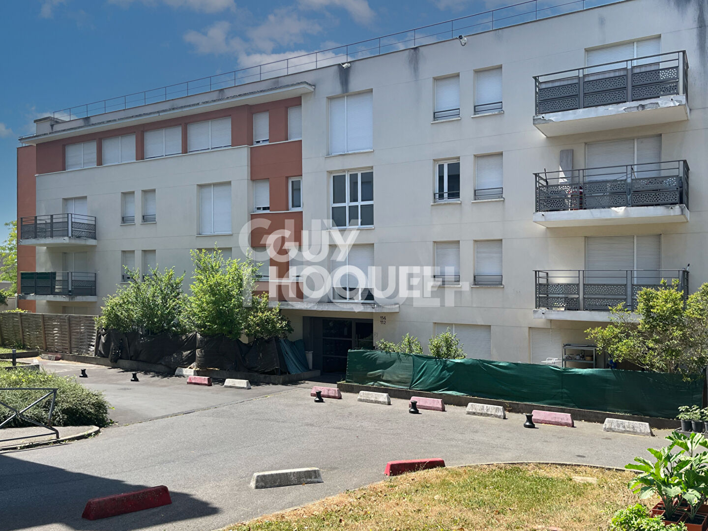 CHARMANT APPARTEMENT 2 PIÈCES (42 m²) À CORBEIL-ESSONNES