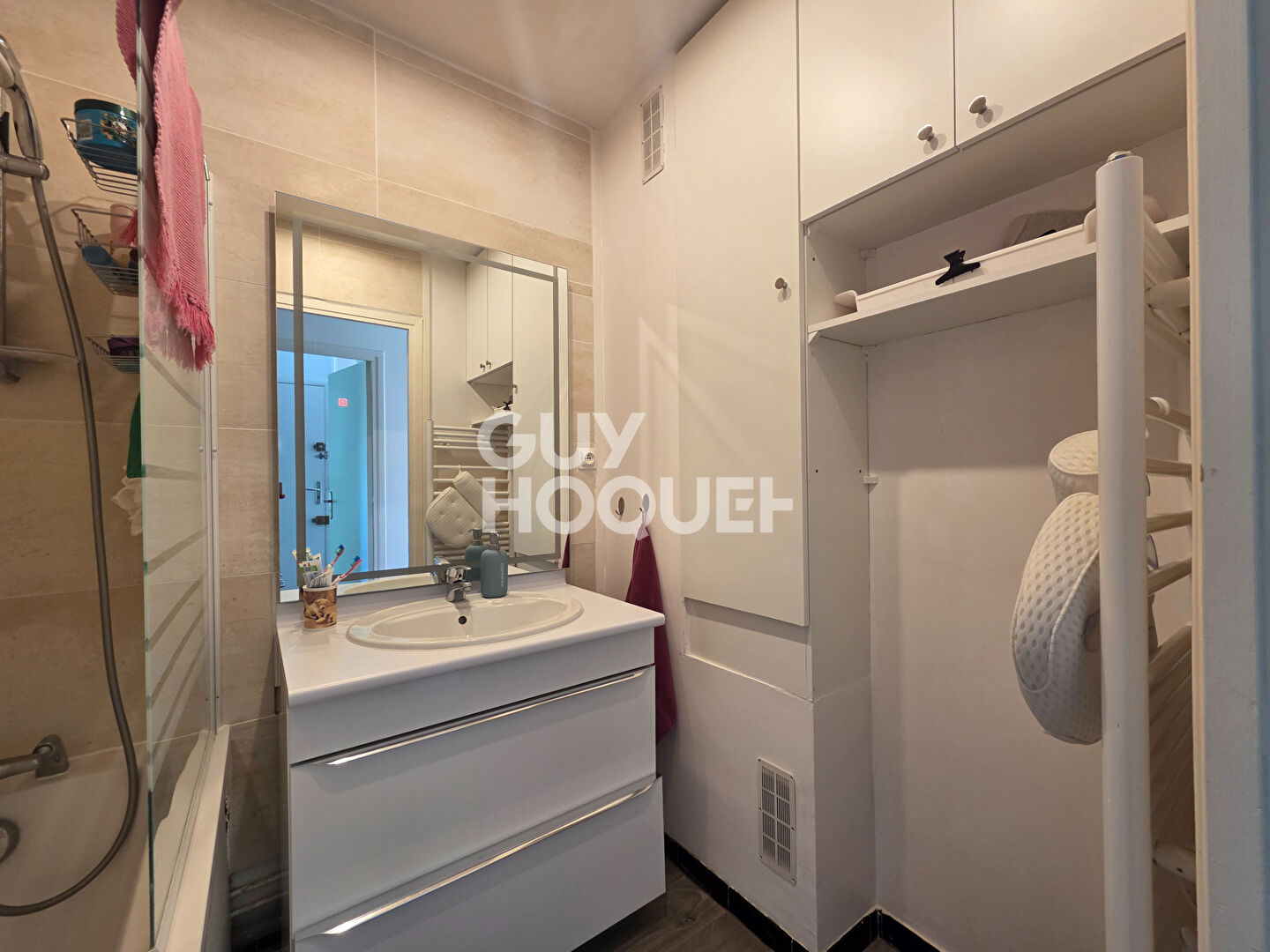 APPARTEMENT 3 PIÈCES À LOUER À SAINTRY-SUR-SEINE DE 61m²