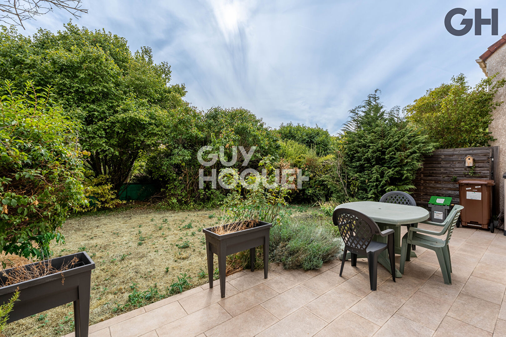 CHARMANTE MAISON FAMILIALE DE 6 PIECES  (142.44 m²)  À SOISY-SUR-SEINE