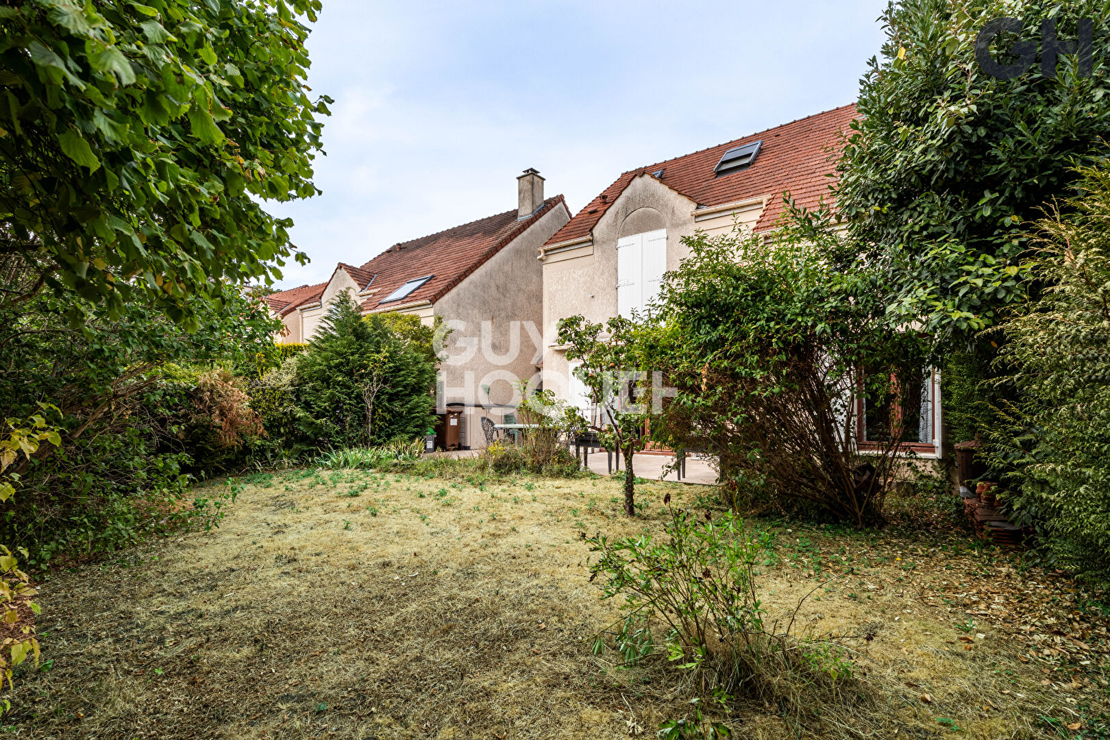 CHARMANTE MAISON FAMILIALE DE 6 PIECES  (142.44 m²)  À SOISY-SUR-SEINE