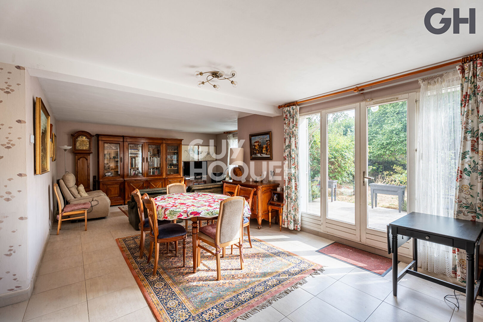 CHARMANTE MAISON FAMILIALE DE 6 PIECES  (142.44 m²)  À SOISY-SUR-SEINE