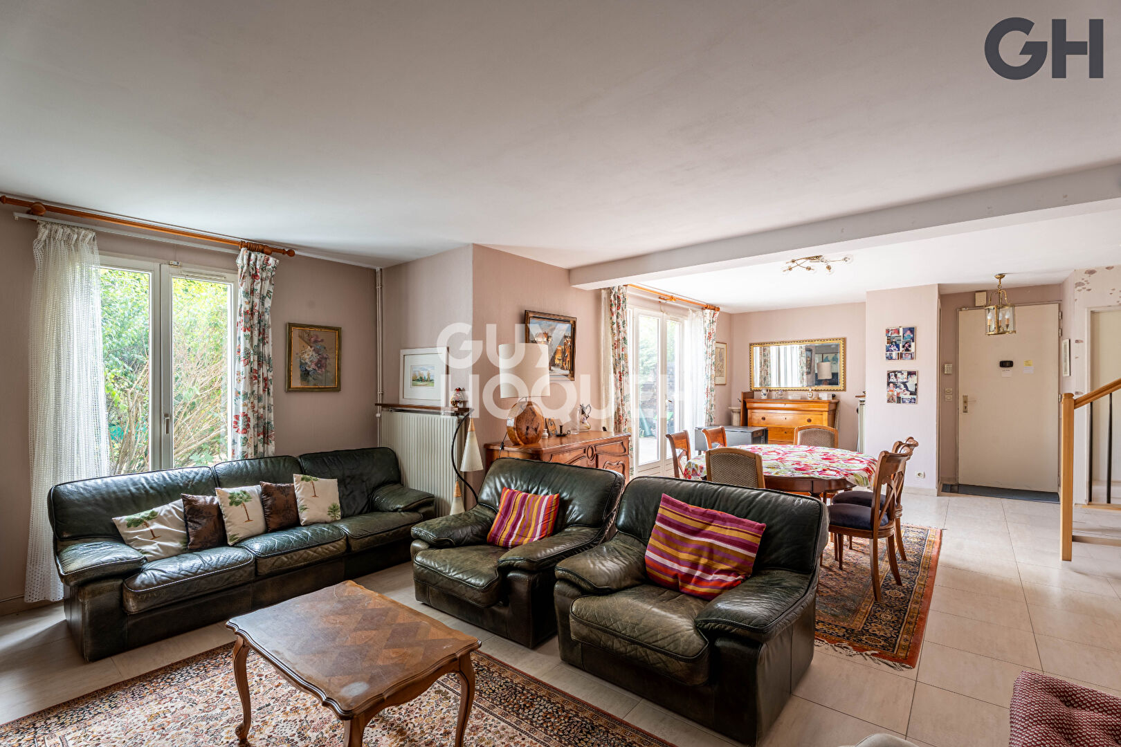 CHARMANTE MAISON FAMILIALE DE 6 PIECES  (142.44 m²)  À SOISY-SUR-SEINE