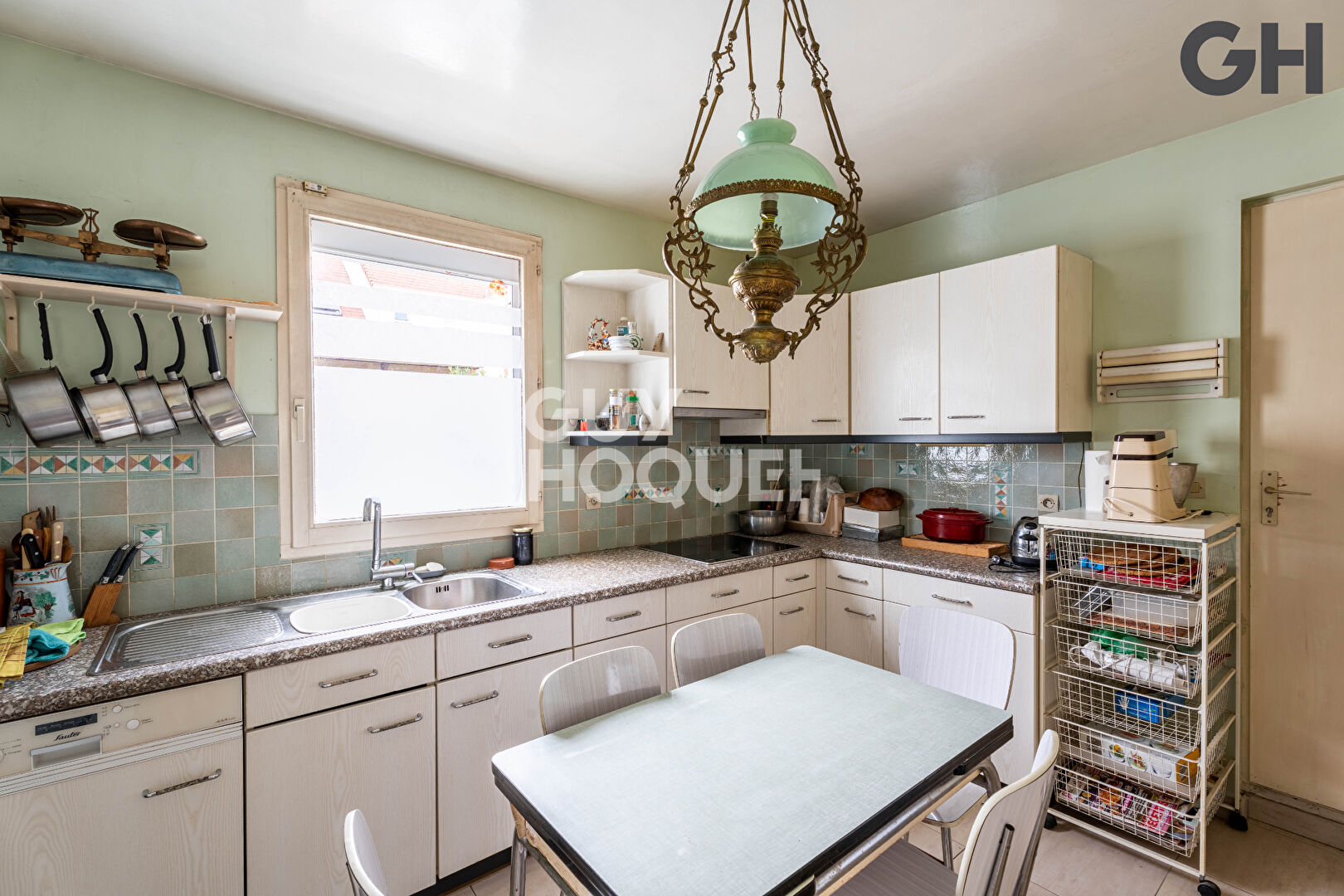 CHARMANTE MAISON FAMILIALE DE 6 PIECES  (142.44 m²)  À SOISY-SUR-SEINE