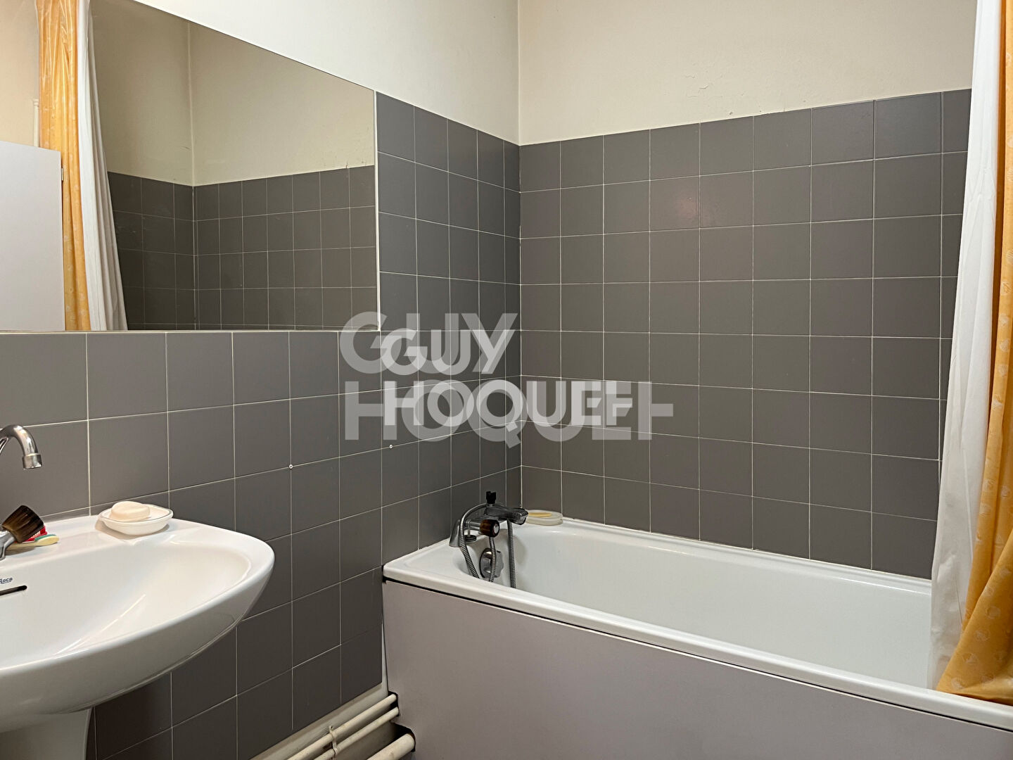 CHARMANTE MAISON FAMILIALE DE 6 PIECES  (142.44 m²)  À SOISY-SUR-SEINE