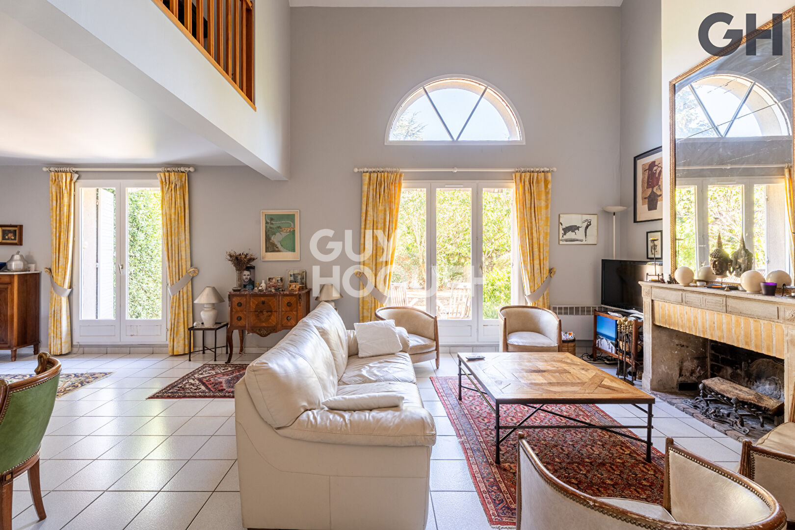 MAISON FAMILIALE AVEC SOUS-SOL DE 7 PIECES (173 m²) à SOISY-SUR-SEINE