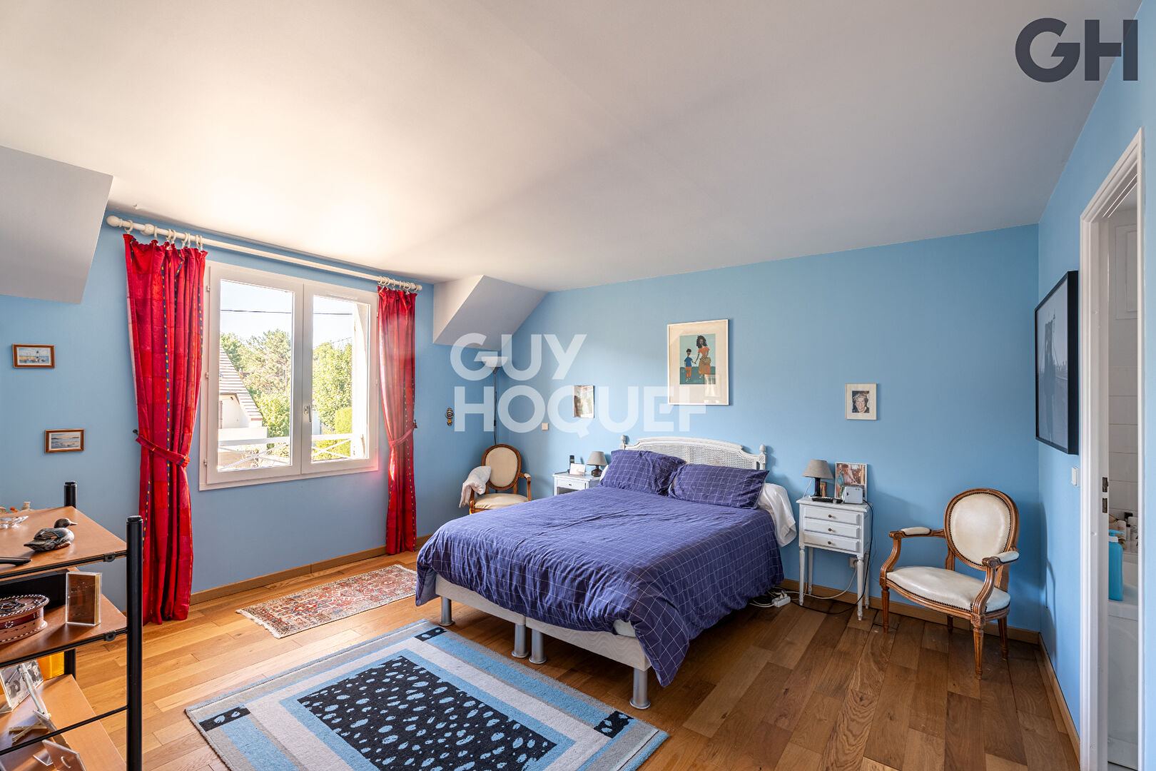 MAISON FAMILIALE AVEC SOUS-SOL DE 7 PIECES (173 m²) à SOISY-SUR-SEINE
