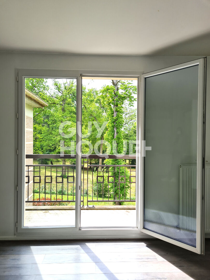 Appartement 3 pièces à louer à SAINT GERMAIN LES CORBEIL 61.25m2
