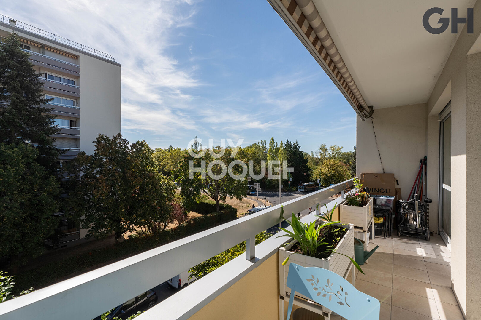 APPARTEMENT DE 4 PIÈCES (77.38m²) AVEC PARKING ET BOX À EVRY COURCOURONNES