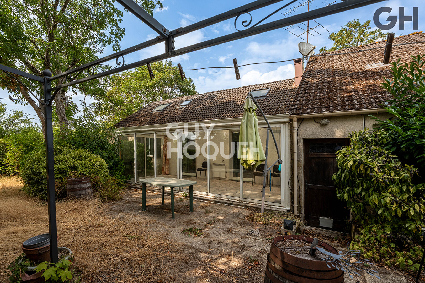 MAISON FAMILIALE DE PLAIN-PIED (115 m²) A HERICY