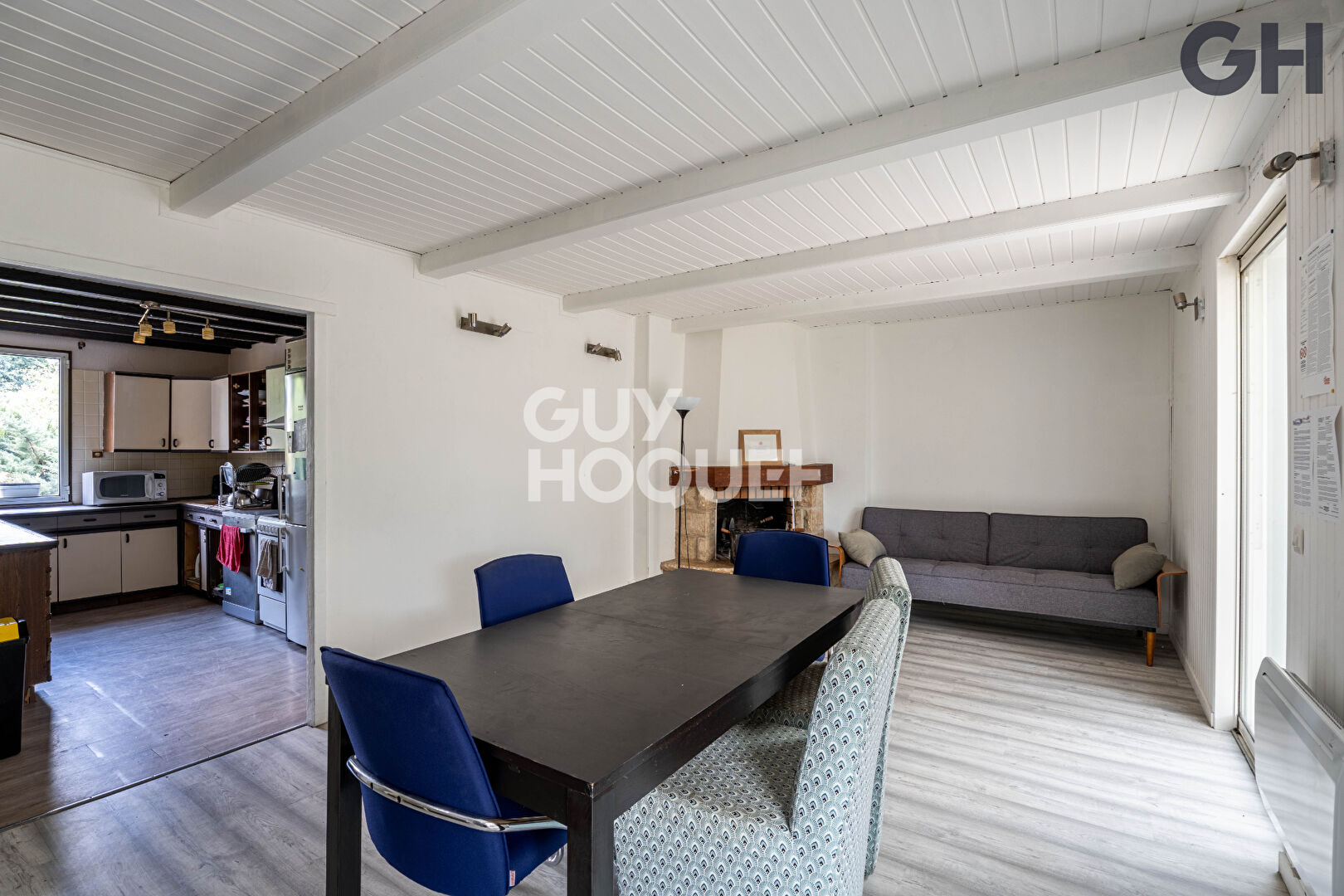 MAISON FAMILIALE DE PLAIN-PIED (115 m²) A HERICY