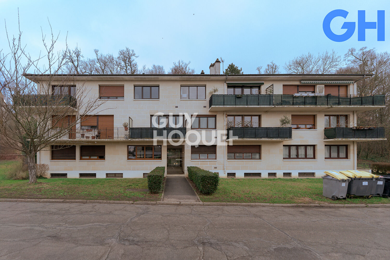 Appartement 3 pièces 83 m² · à Etiolles · 83,4 m² · 235 000 €
