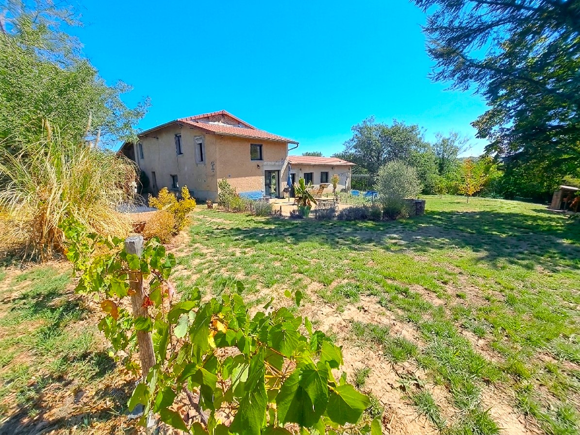 Maison Orliénas  5 pièces 166 m2