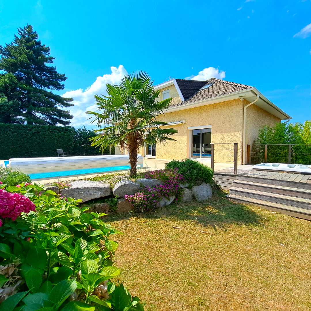 Maison Taluyers 5 pièces 205 m2