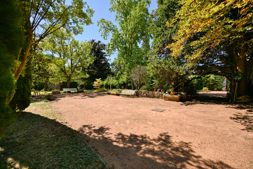 Belle Maison de 192 m² à Thurins