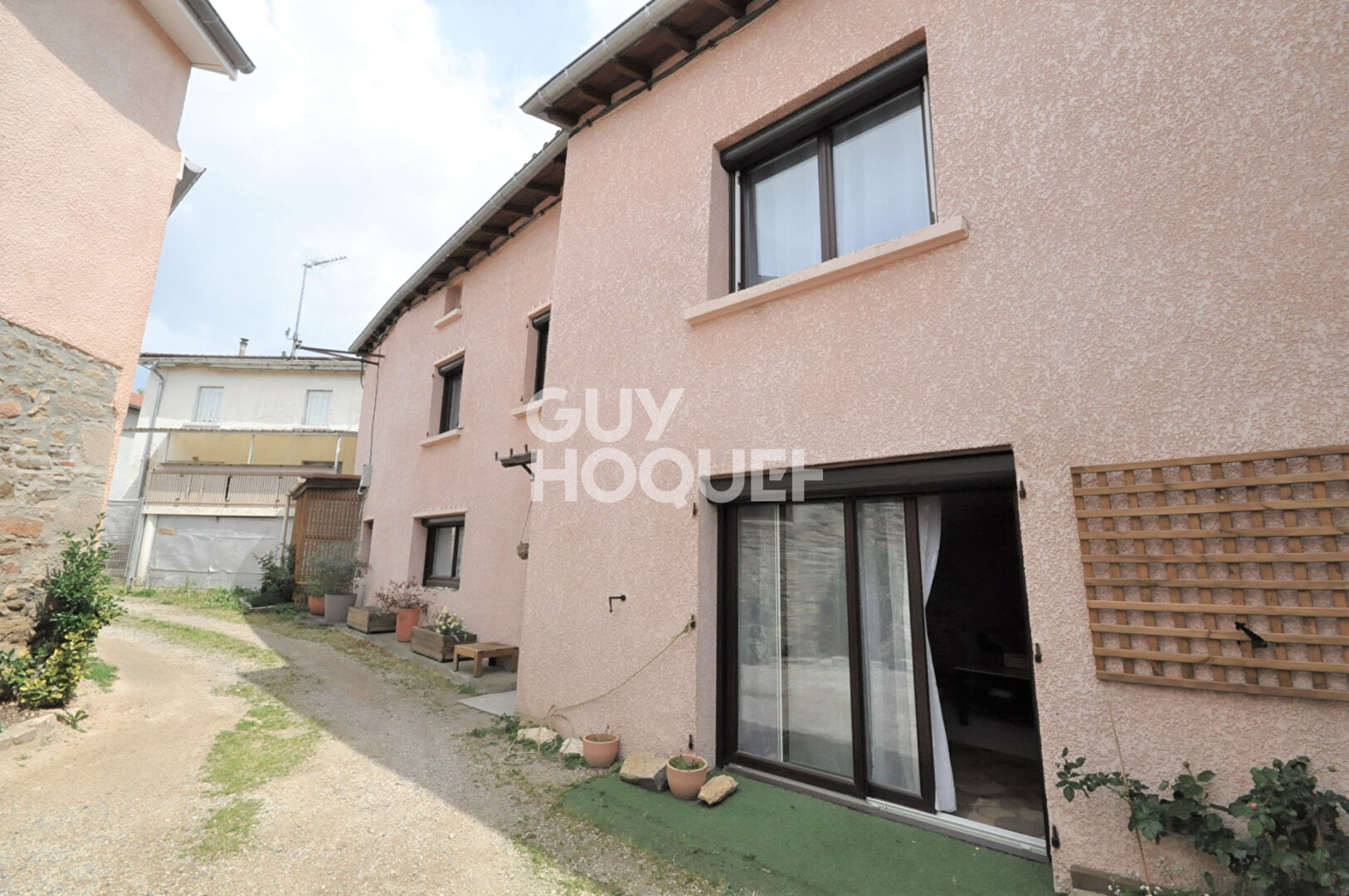 Maison de village à Chaponost de 100 m2 environ