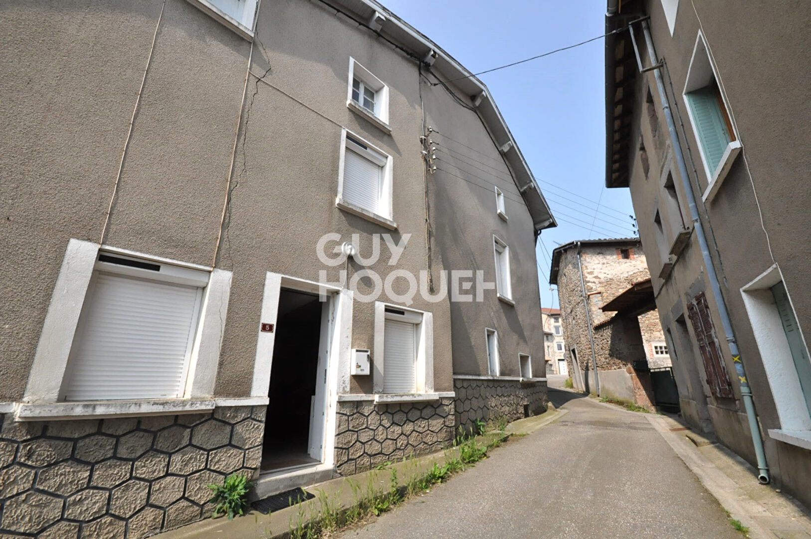 Maison à Larajasse de 140 m2 avec grand garage
