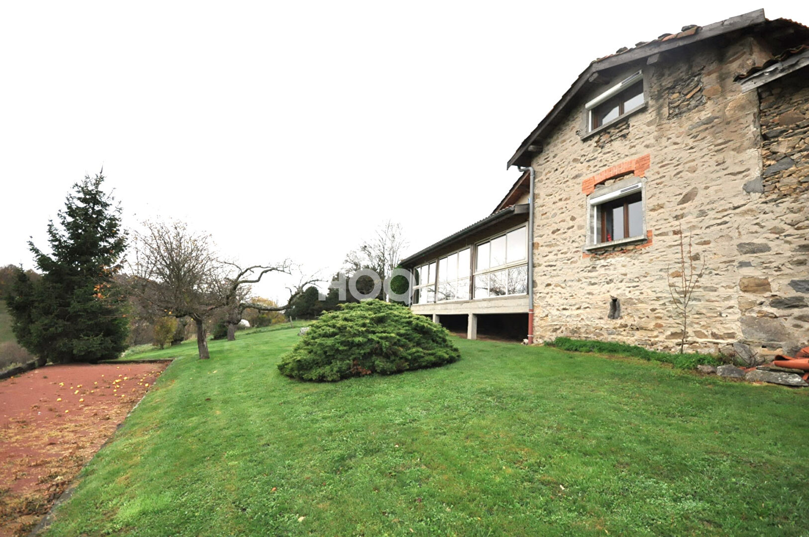 Corps de ferme à Saint Martin En Haut