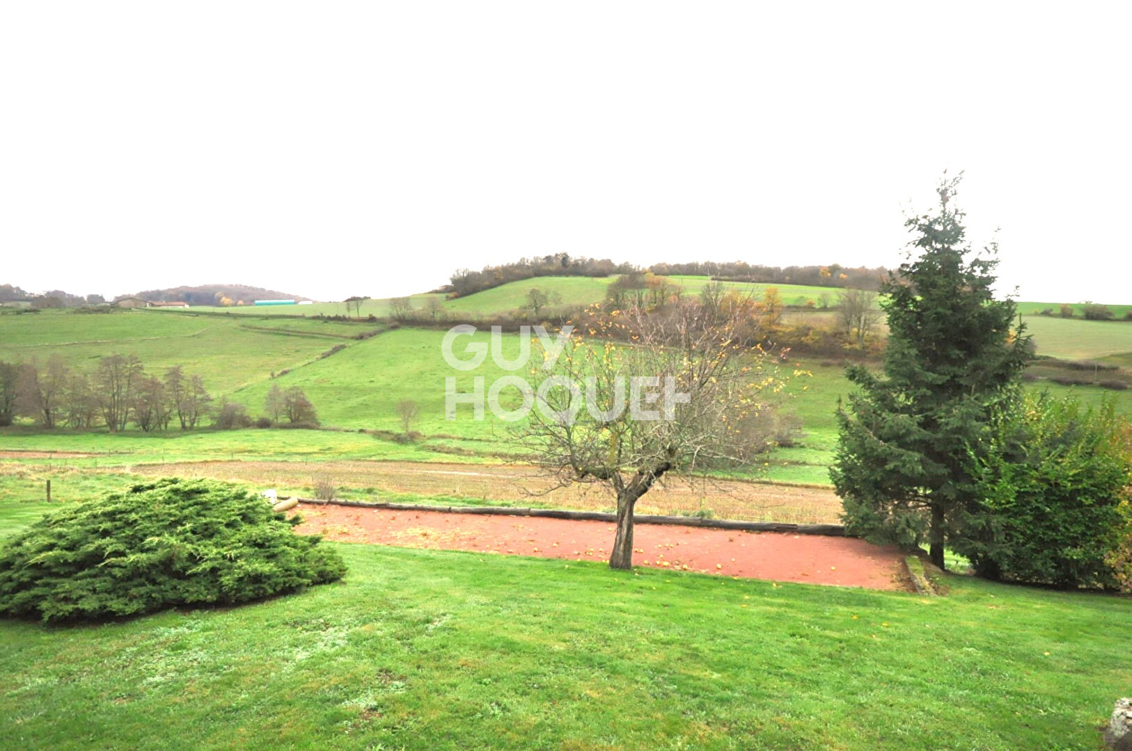 Corps de ferme à Saint Martin En Haut