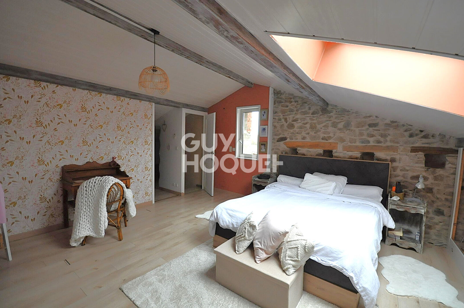 Maison à Grammond de 181 m²  sur une parcelle de 637 m²