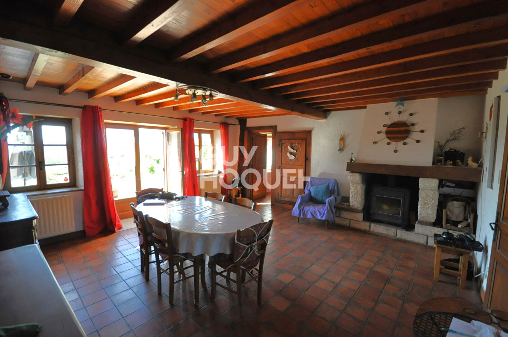 Maison à Meys de 136 m²