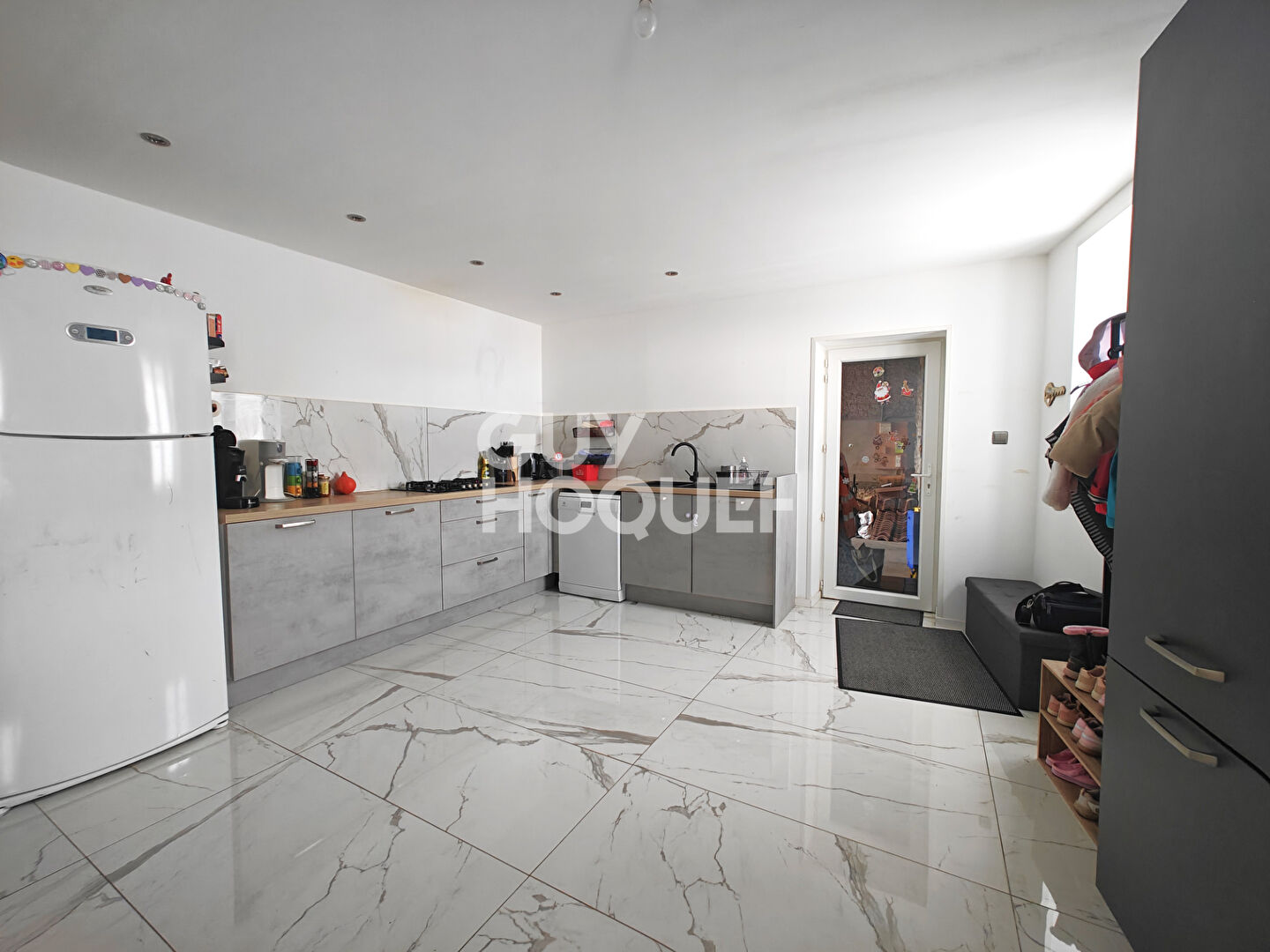 Maison de 115 m2 à Larajasse avec cour intérieure