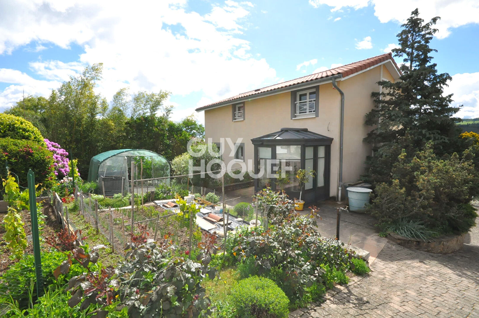 Maison à Saint Martin en Haut de 9 pièces, 165 m2 sur une parcelle de 1004 m²