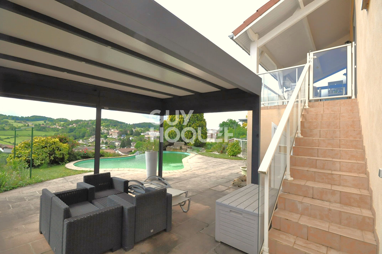 Maison à Saint Martin en Haut de 9 pièces, 165 m2 sur une parcelle de 1004 m²