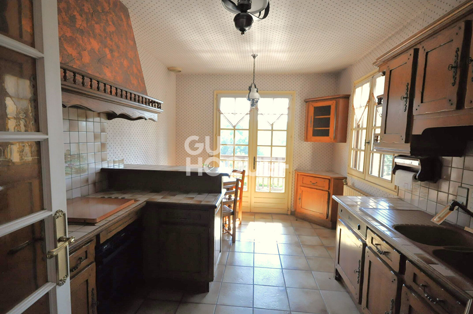 Maison à Saint Symphorien Sur Coise de 163 m² sur un terrain de 1054 m²