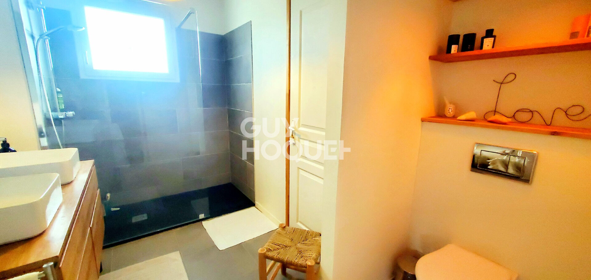 Maison rénovée avec piscine