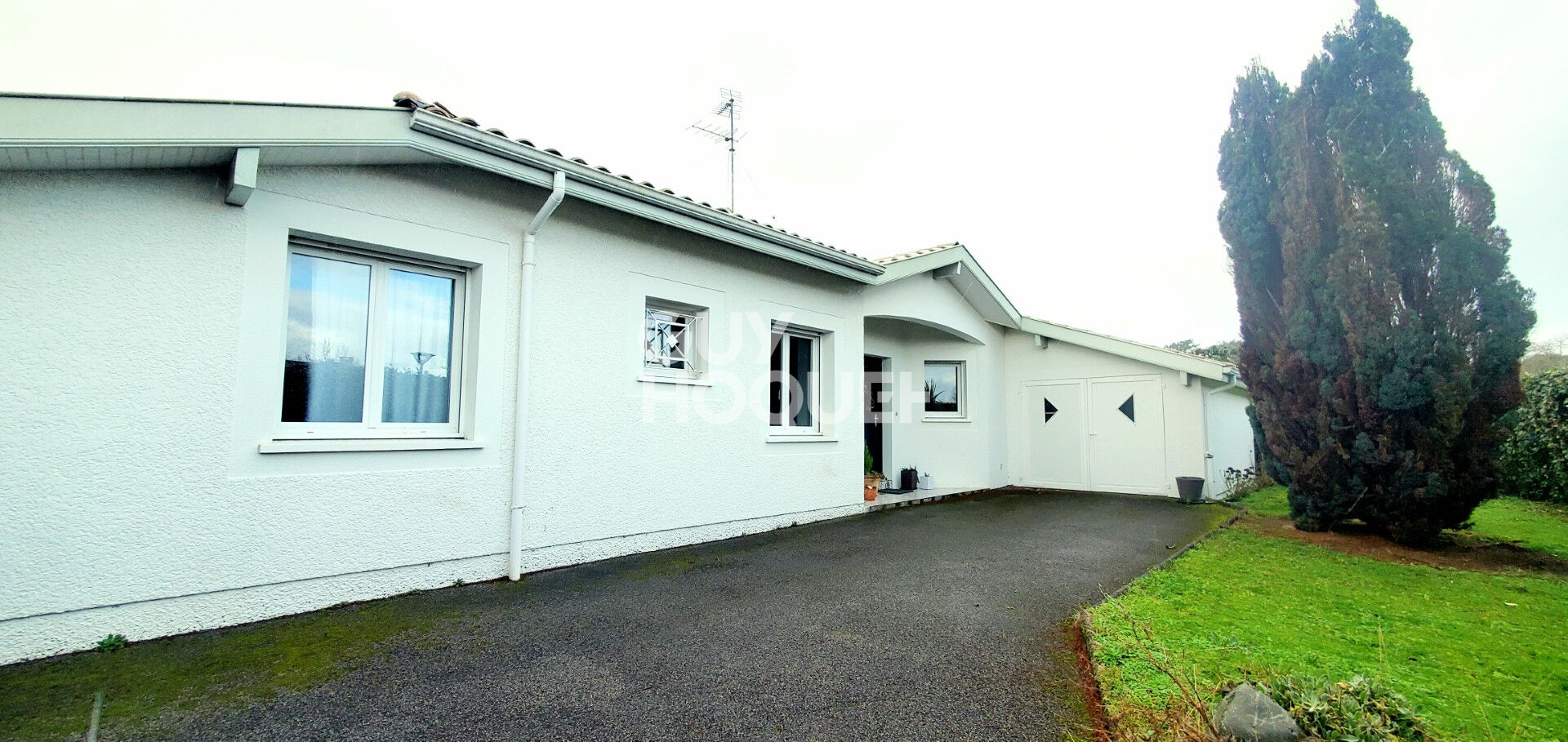 Maison rénovée avec piscine