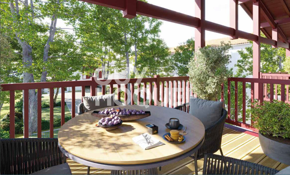 SOUSTONS - Hyper centre-ville