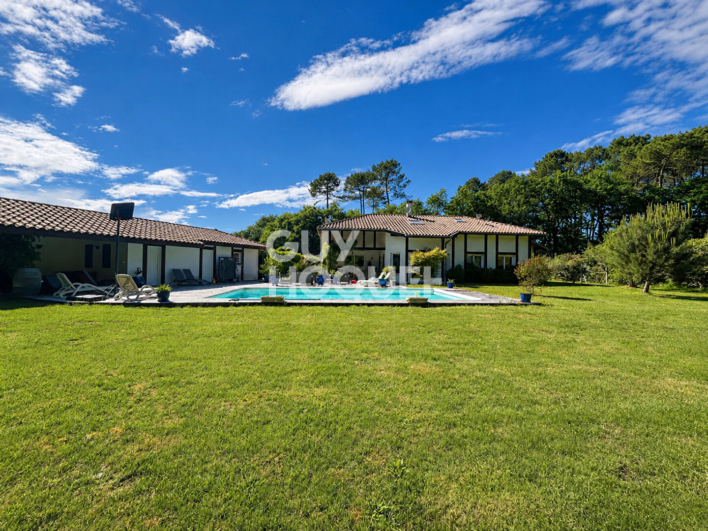 Villa avec piscine