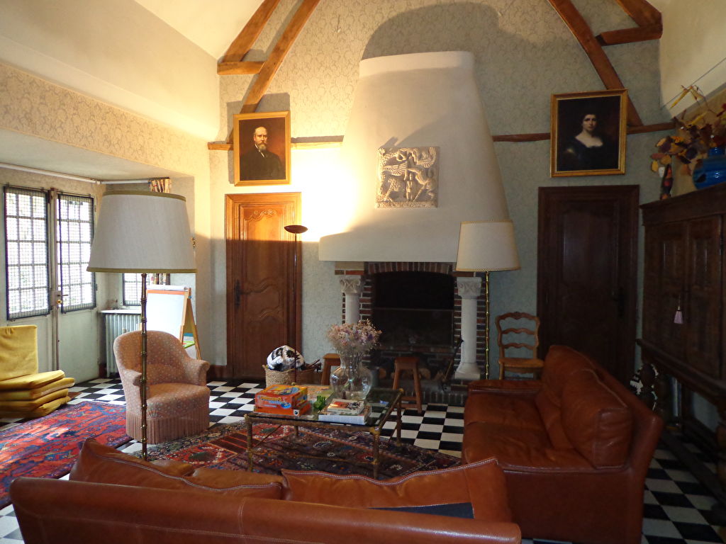 LONGERE A VENDRE A BOIS LE ROI