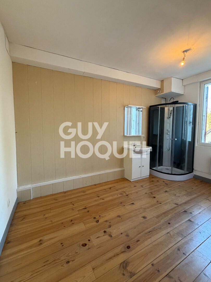 Appartement 1er étage à Ivry La Bataille