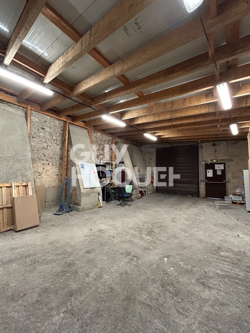 Bureaux et local commerciale