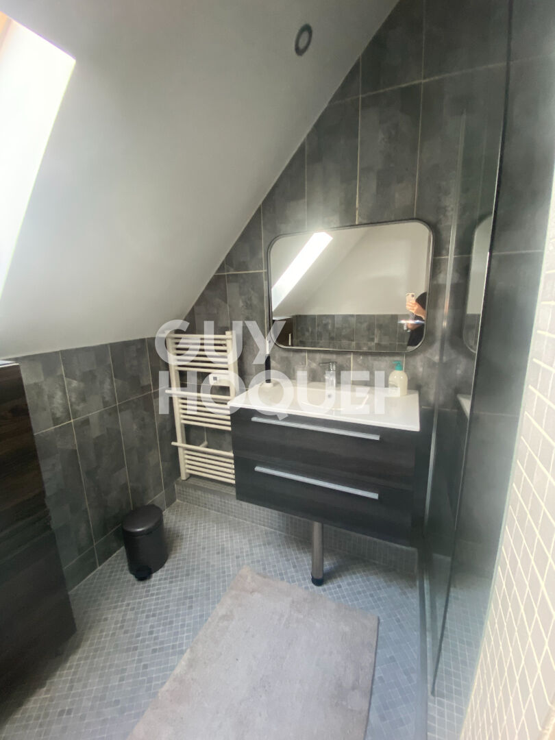 Maison  5 pièces  78980 BREVAL