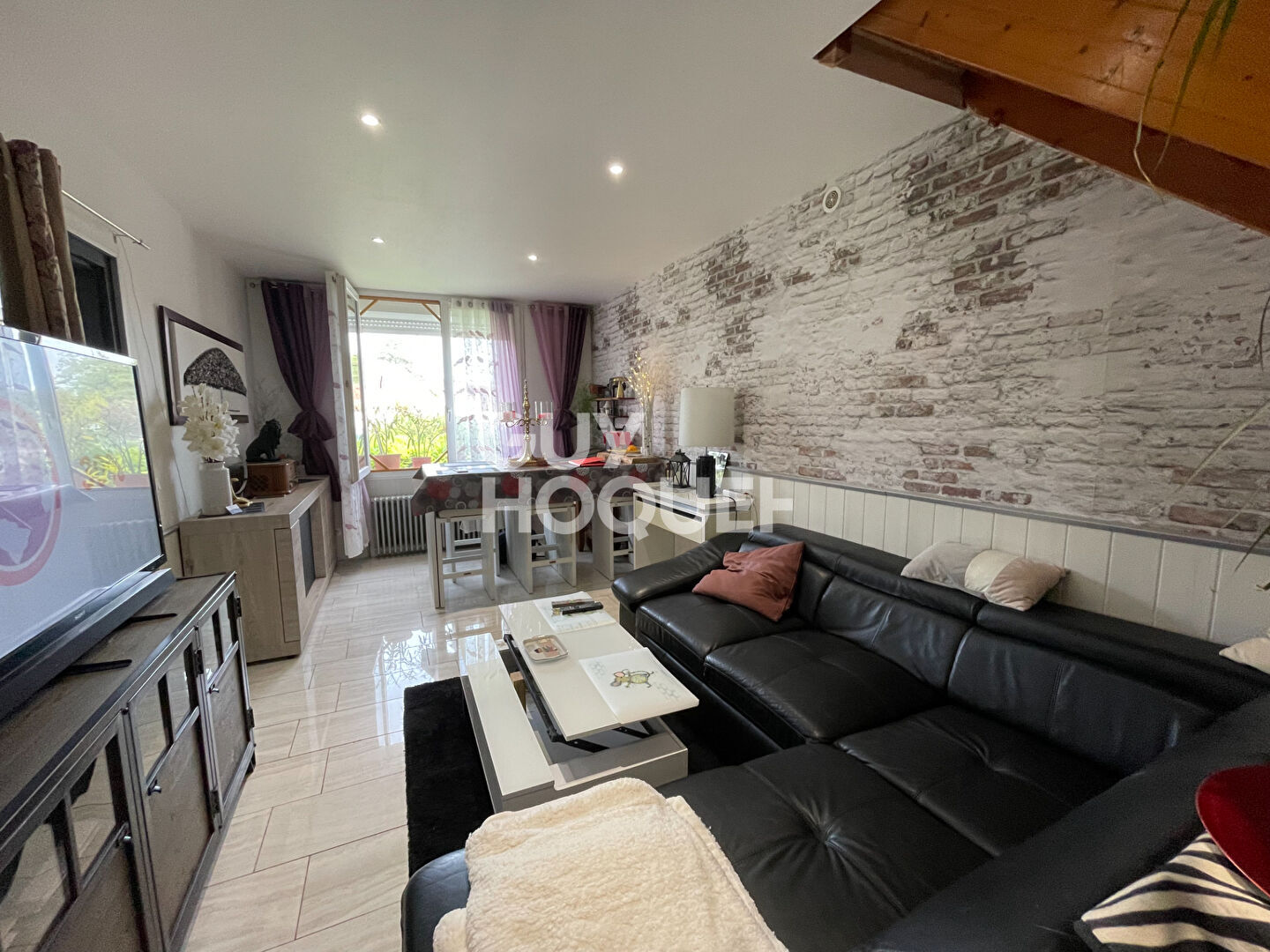 Maison IVRY LA BATAILLE  centre ville à pied