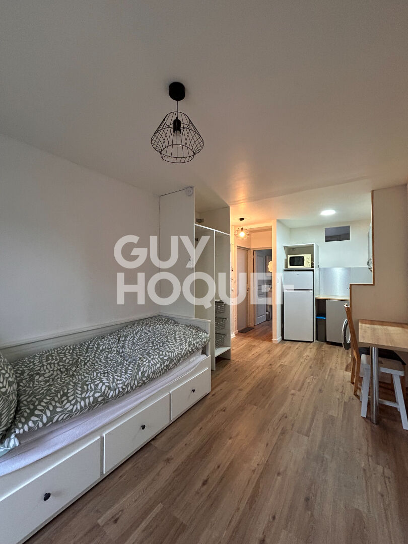 Studio Centre ville Ezy sur EURE