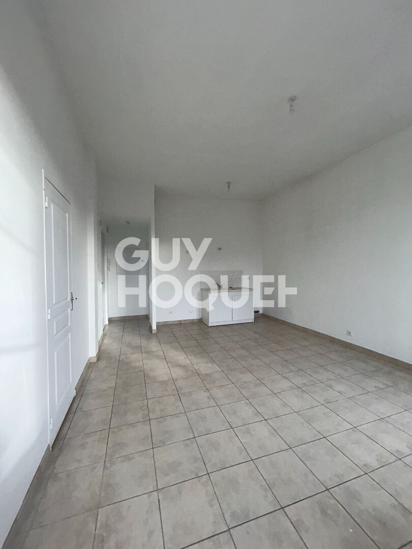 À louer Appartement 2 pièces Centre-ville d'Ivry-la-Bataille