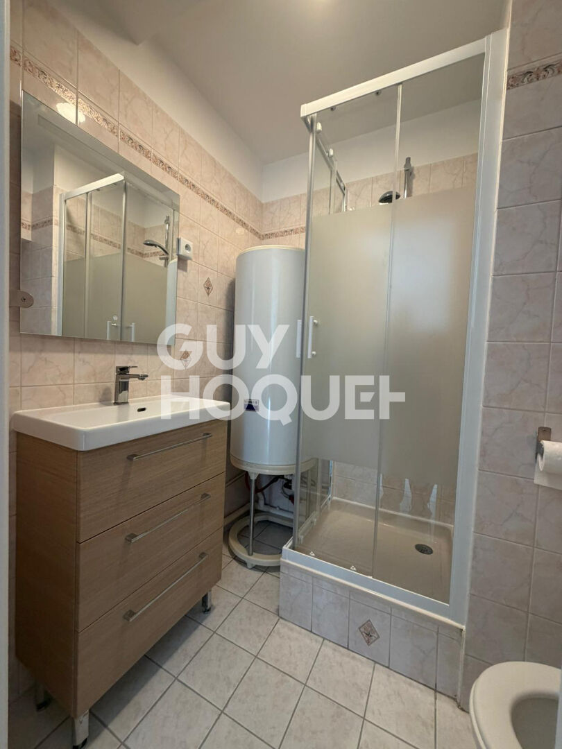 Appartement  Centre Ville HOUDAN
