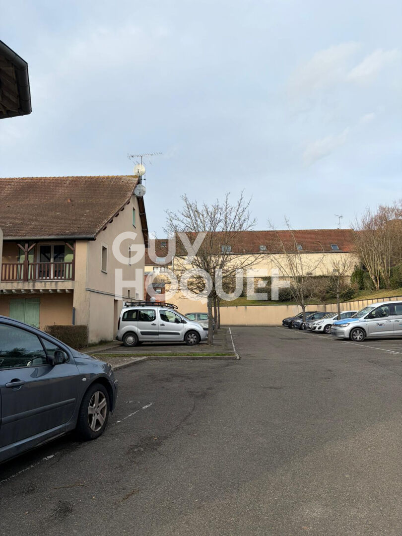 Appartement  Centre Ville HOUDAN