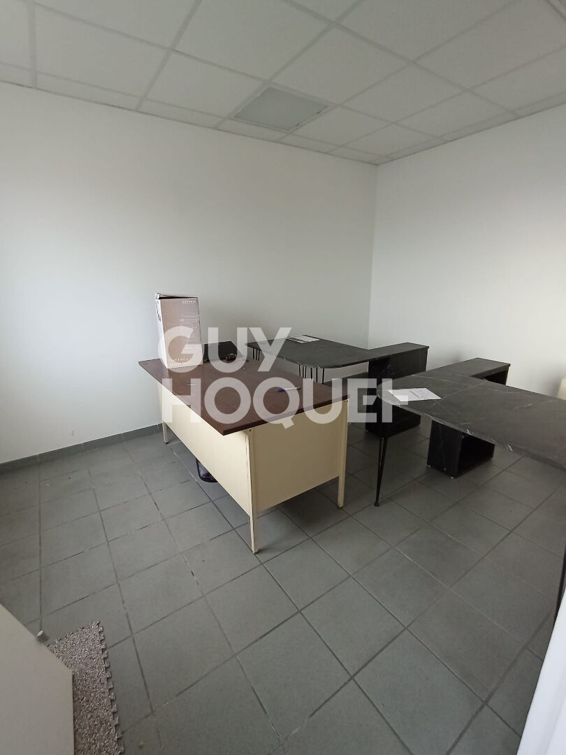 A LOUER BÂTIMENT PROFESSIONNEL / ATELIER - MARCILLY-LA-CAMPAGNE (27)