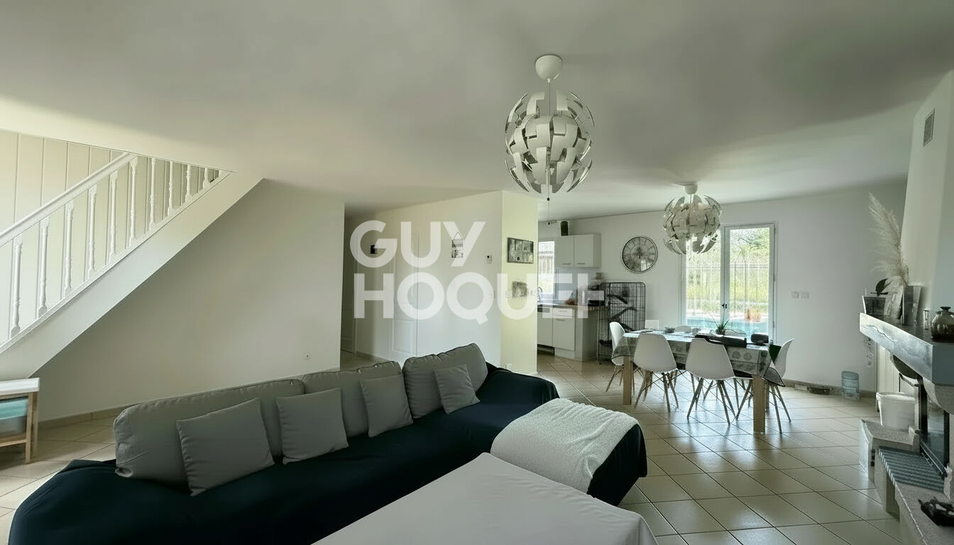 À vendre à La COUTURE-BOUSSEY, maison 6 pièces - 4 chambres