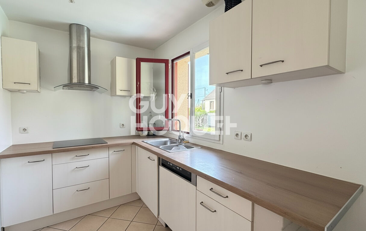 À vendre à La COUTURE-BOUSSEY, maison 6 pièces - 4 chambres