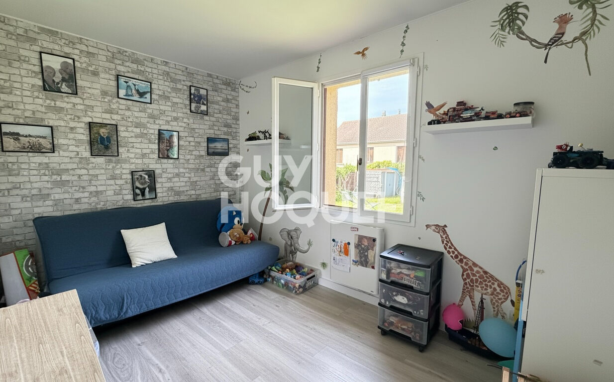 À vendre à La COUTURE-BOUSSEY, maison 6 pièces - 4 chambres
