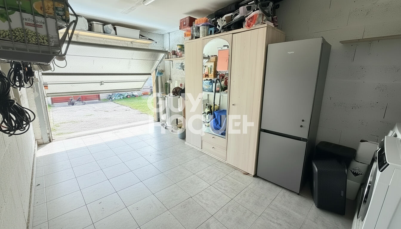 À vendre à La COUTURE-BOUSSEY, maison 6 pièces - 4 chambres
