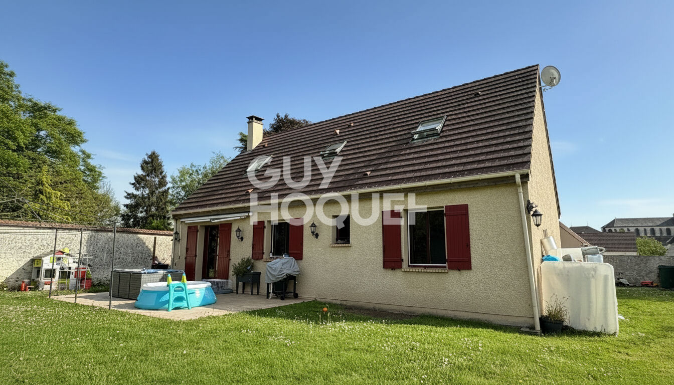 À vendre à La COUTURE-BOUSSEY, maison 6 pièces - 4 chambres