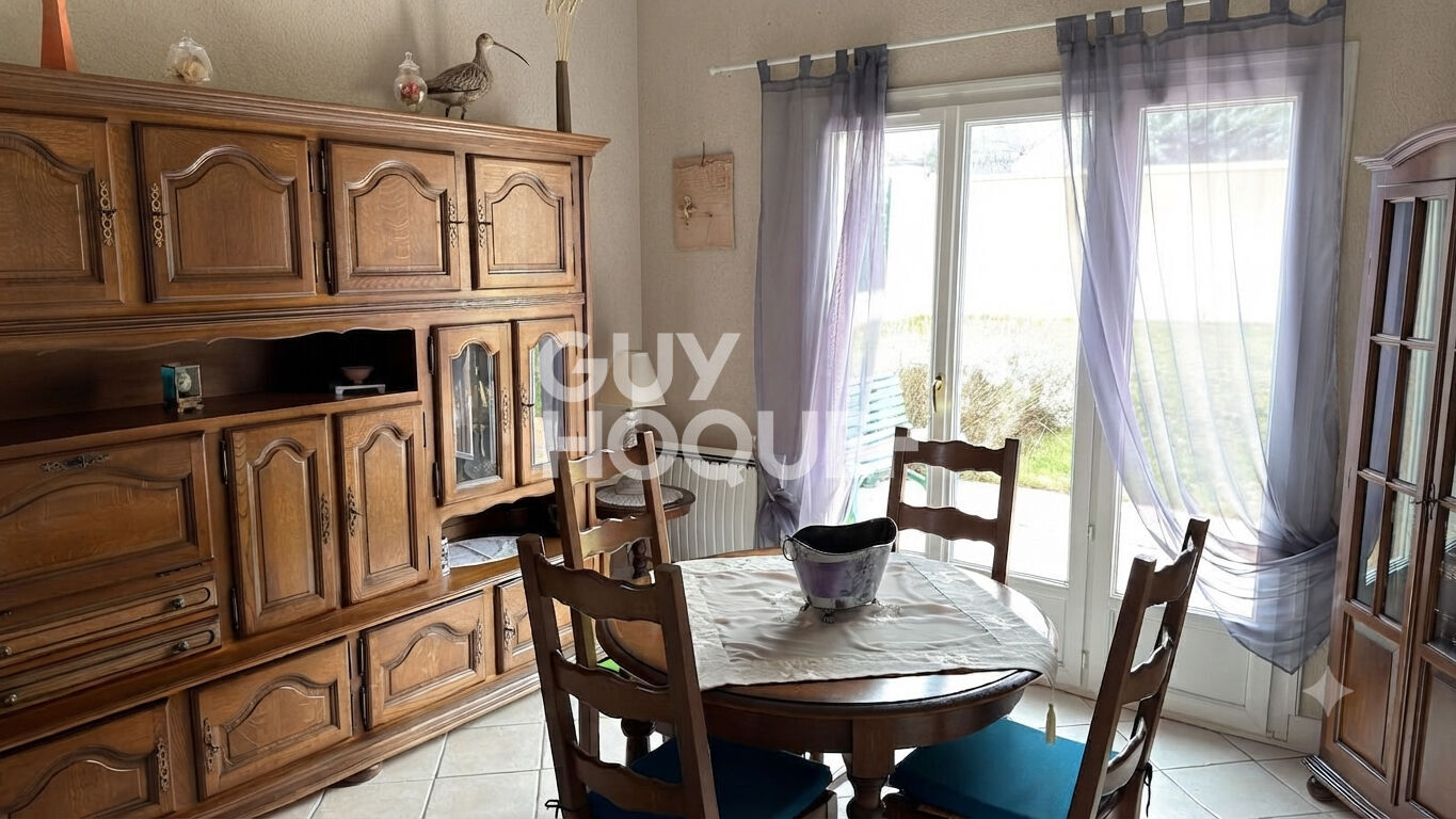 COUP DE COEUR À ANET BELLE MAISON FAMILIALE AUX BEAUX VOLUMES