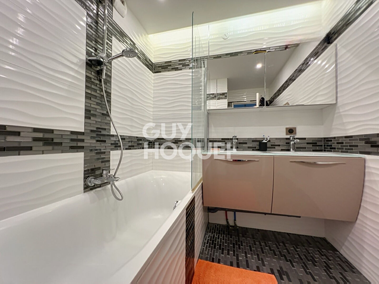 Appartement Stains 4 pièce(s) 81.5 m2