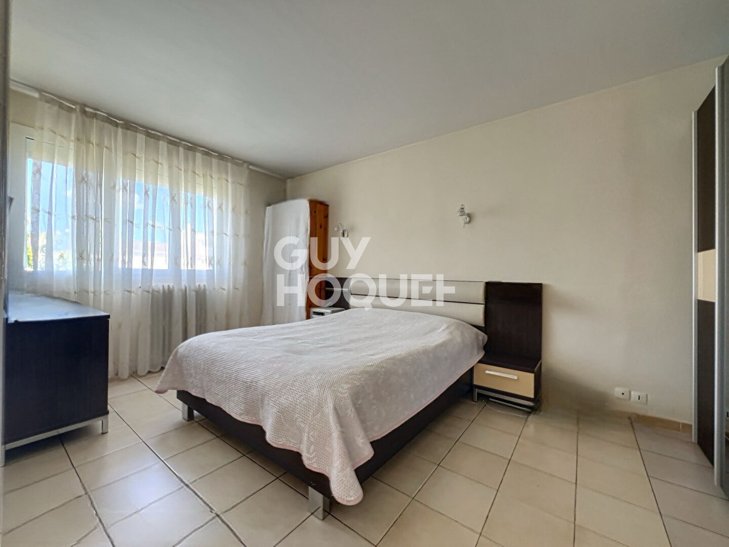 Maison Stains 5 pièce(s)